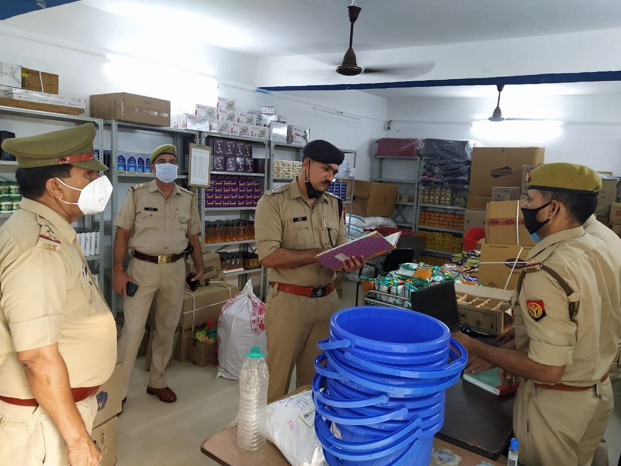 The captain inspected the police line