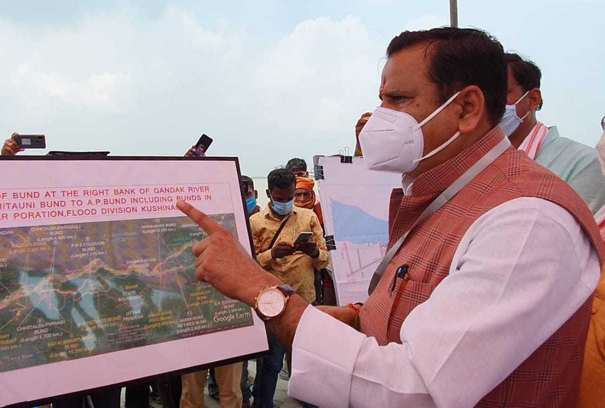 UP Minister of Water Power Dr Mahendra Singh visit Gorakhpur