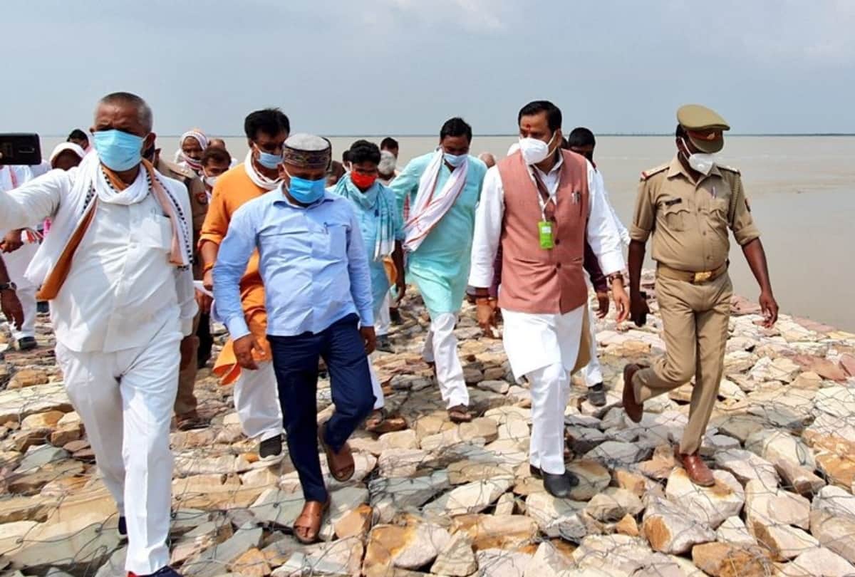 UP Minister of Water Power Dr Mahendra Singh visit Gorakhpur