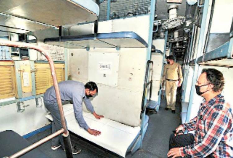 2000 beds ready for corona patients in railway bogies