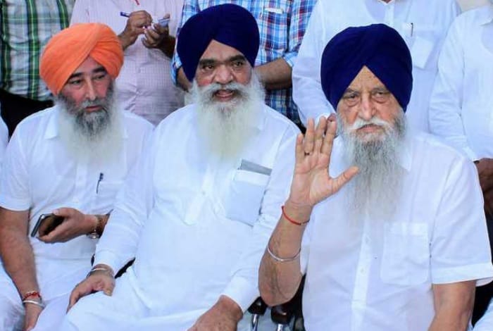 Bir Davinder Singh and Sewa Singh Sekhwan expelled from shiromani akali dal