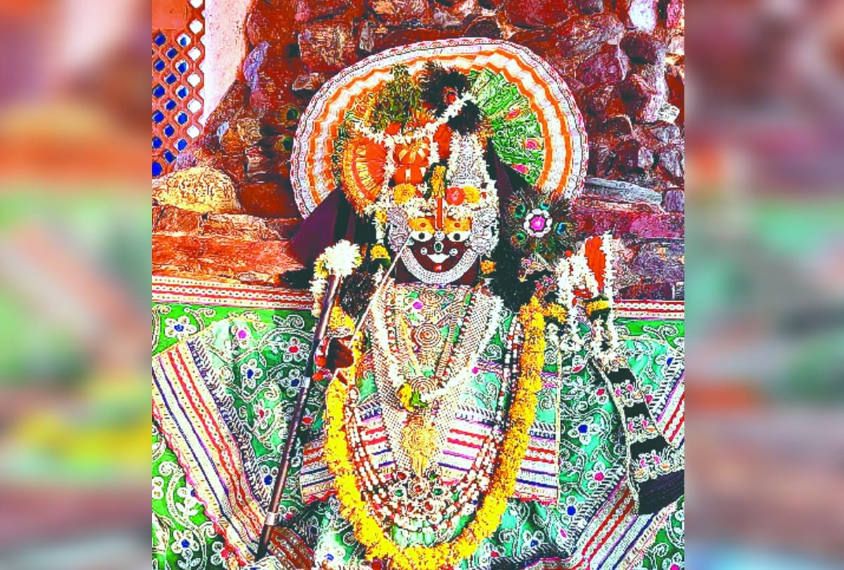 Weekend lockdown Dwarkadhish Temple will closed on saturday and sunday in mathura
