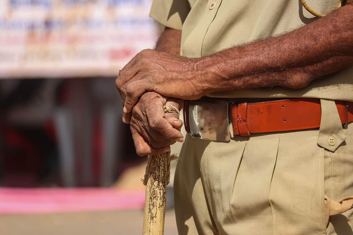 Miscreants shot BJP Leader due to police ignoring crime case in Gorakhpur