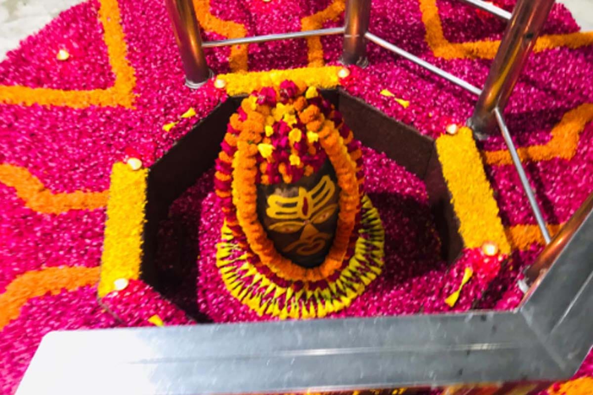 maha shivratri 2021 difference between jyotirlinga and shivling know the fact