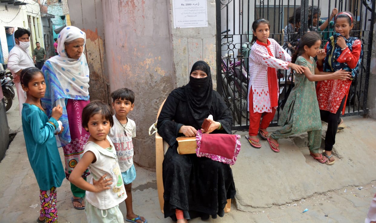 Husband moved his wife From house, Wife sitting on strike