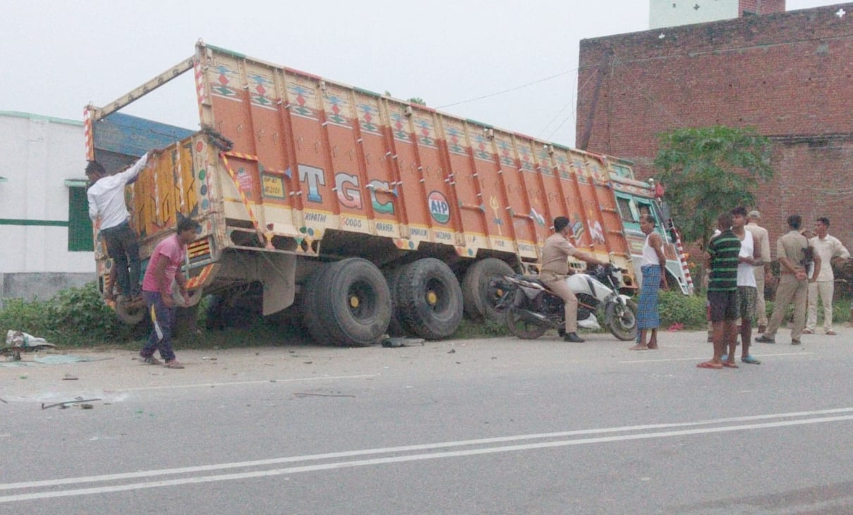 Ambulance collides with truck, death of brother-in-law