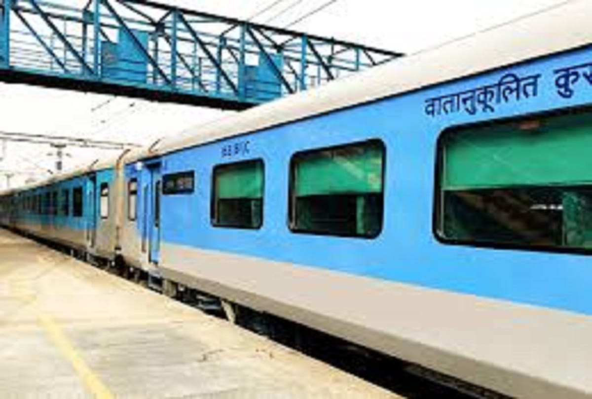 prayagraj ac,light and fans of trains running on electric engines