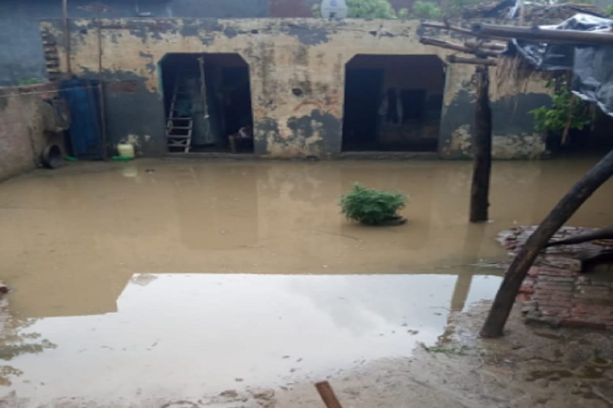 Fast rain in silawar village at Shamli of Uttar Pradesh