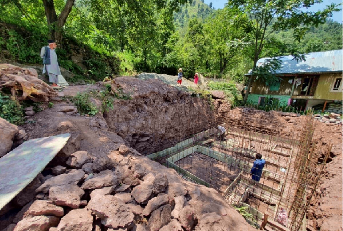 Underground bunkers started to be built near LOC in Uri sector