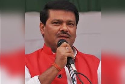 Lucknow : Meeting with Shinde proved costly, former minister Rajkishore expelled