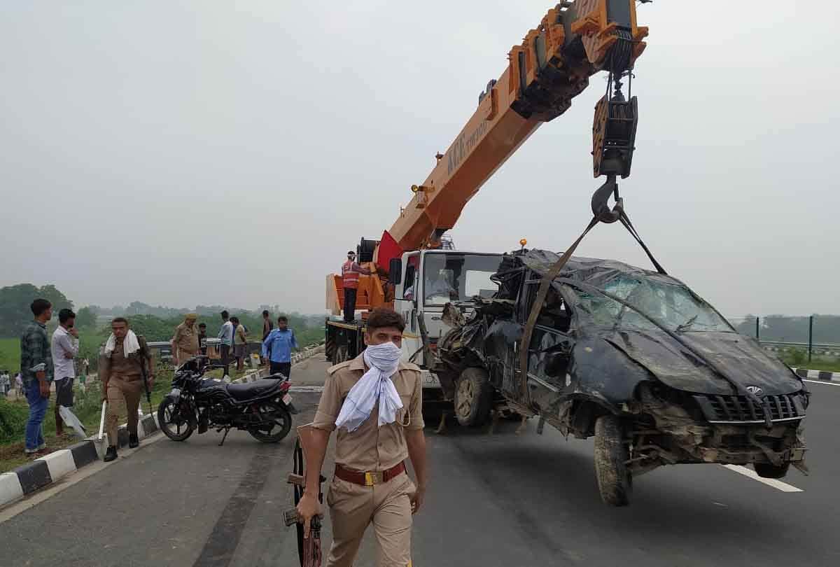 Accident on Kannauj Expressway, six people died and 40 injured