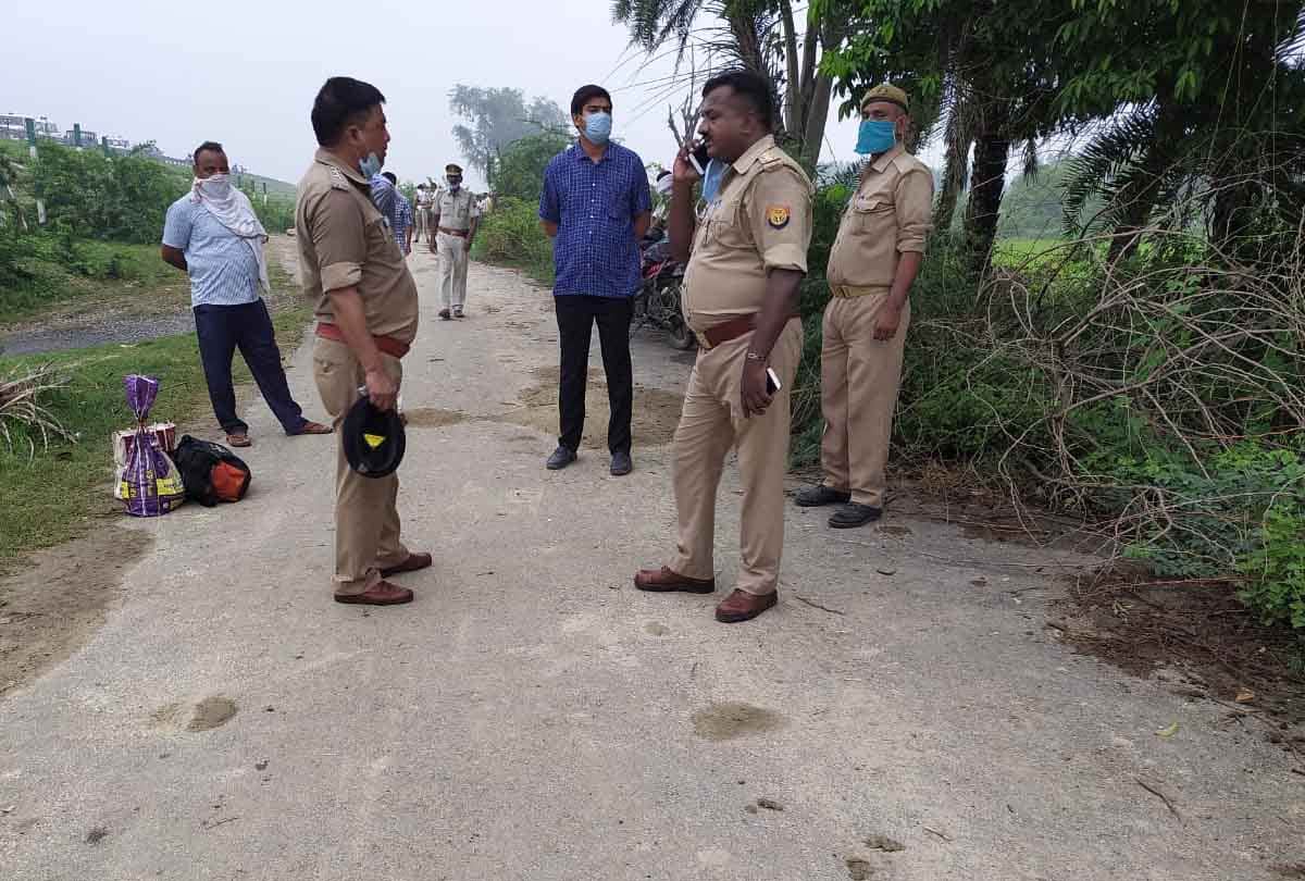 RTO Enforcement Kanpur team starts investigation of bus