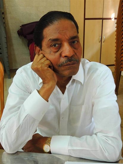 bollywood famous Public relations officer RR Pathak passed away