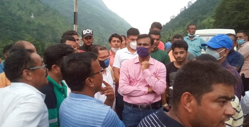 DM took stock of damage after reaching Bangapani