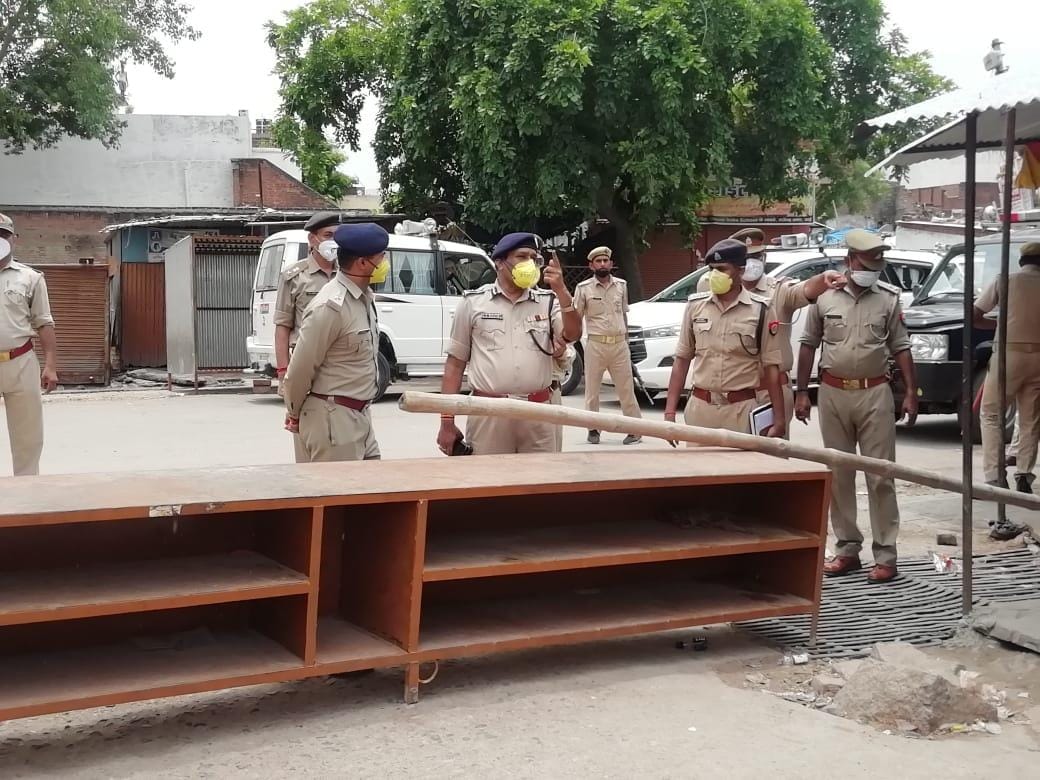 Policemen should be alert in lockdown