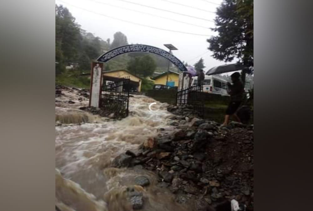 Flood Disaster in Munsiyari After Heavy rain, Many Houses Collapse, Crops Destroyed, Photos