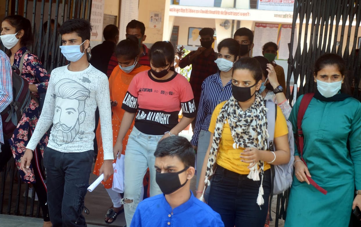 student appear in dled exam