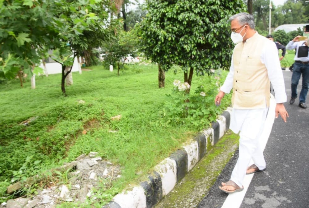 Uttarakhand CM Trivendra singh rawat Starts Dengue prevention Campaign from his house, Photos