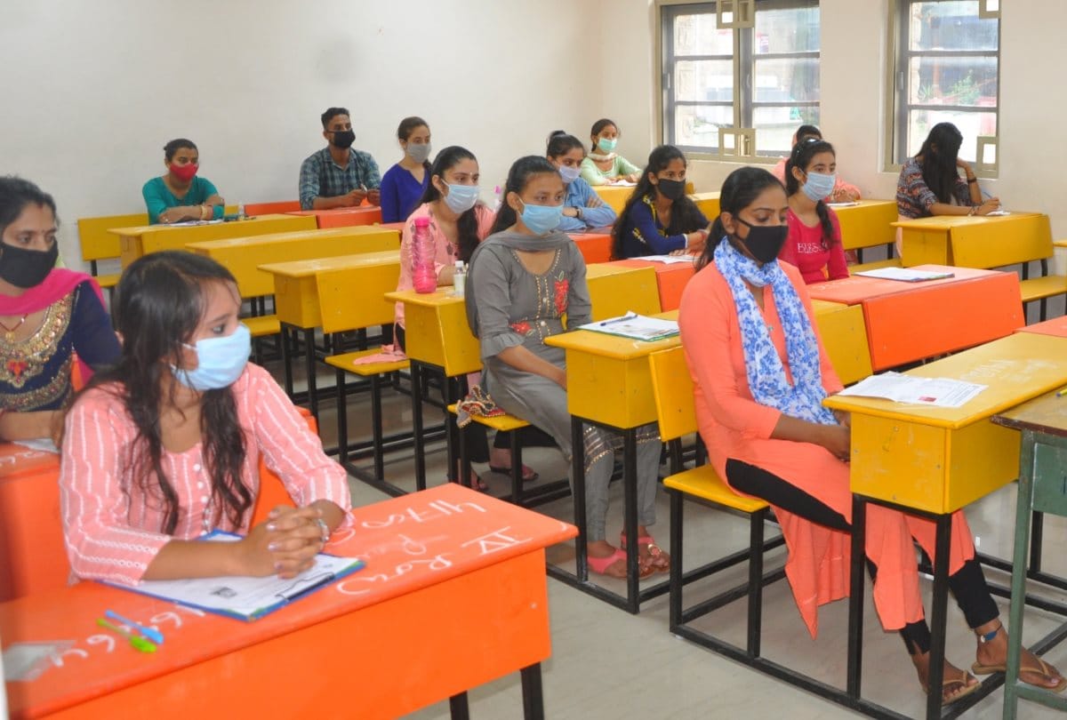 CBSE 10th and 12th compartment exam admit card issued download by cbse.nic.in