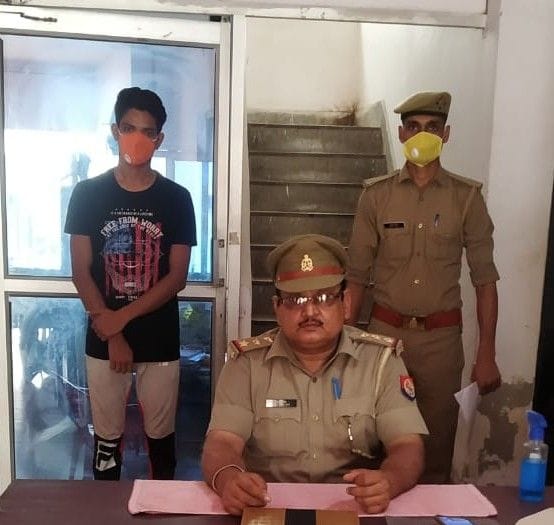 Hathras: Man arrested for selling intoxicating powder