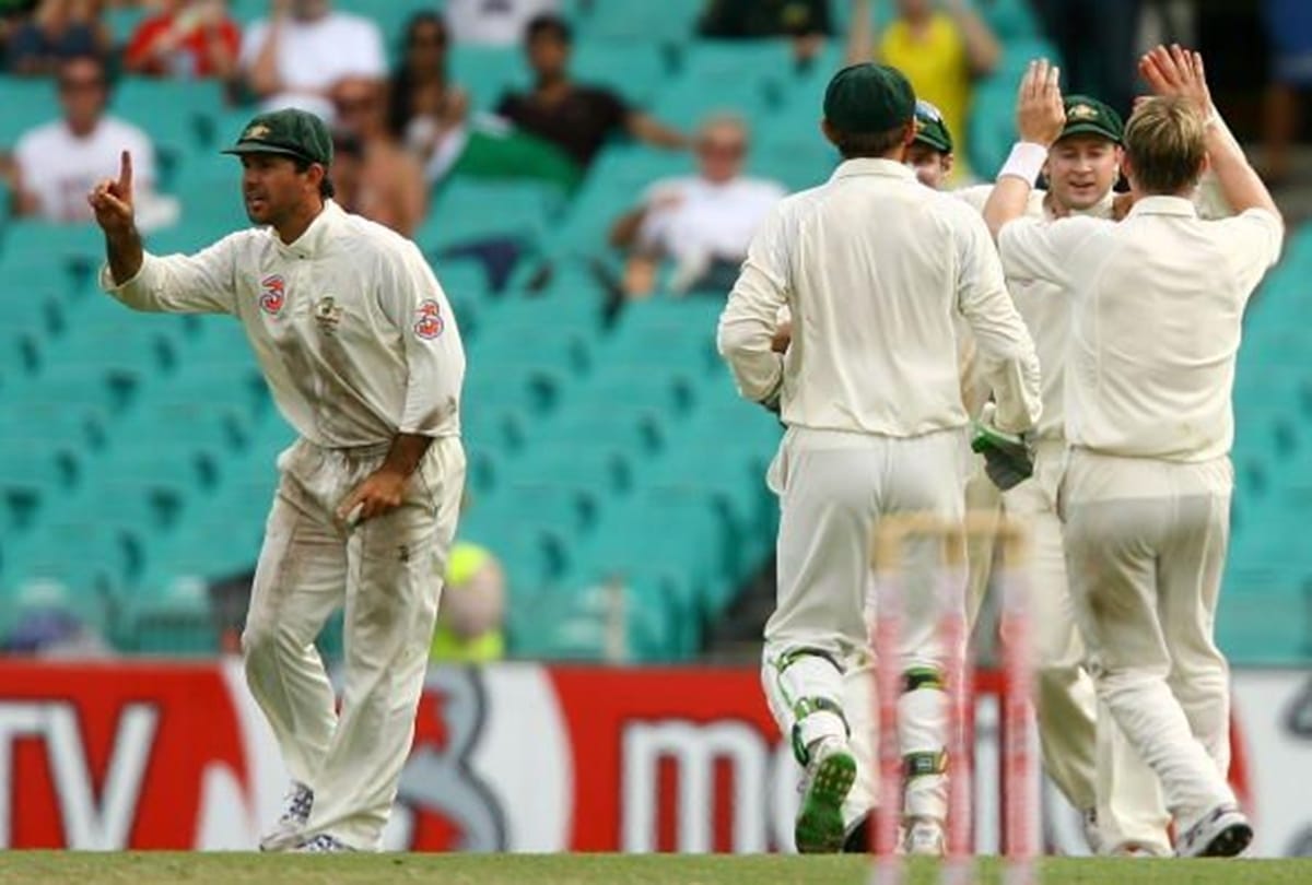MONKEYGATE incident: Steve bucknor admits his bad decision, When India were cheated and Robbed by Australia in Sydney Test 2008