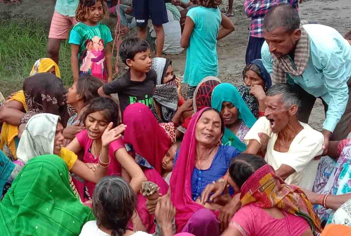 Farmer's death due to high tension line wire fall