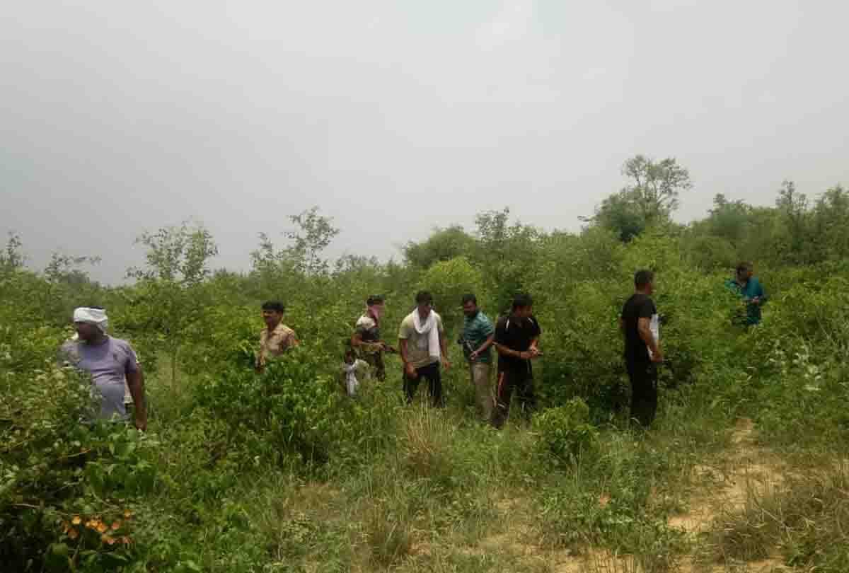 Farrukhabad :prize crook shot in the encounter, three crooks arrested