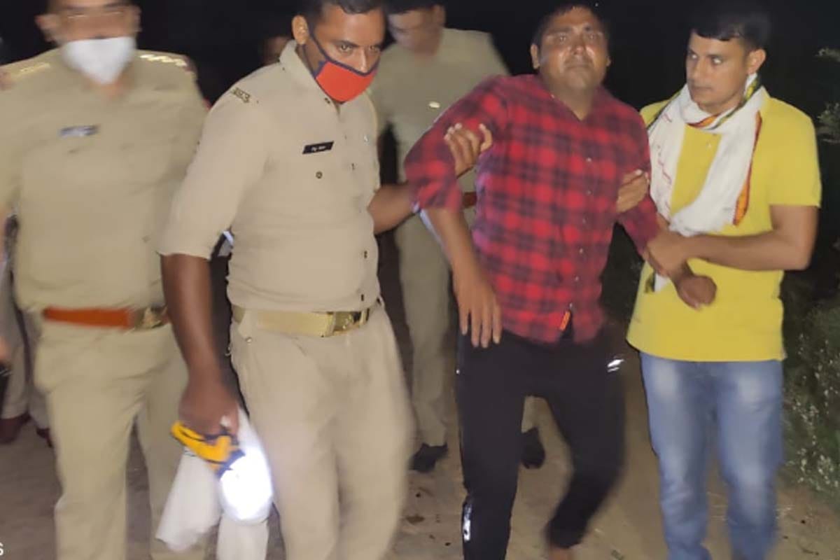 two badmash arrested in police encounter in baghpat