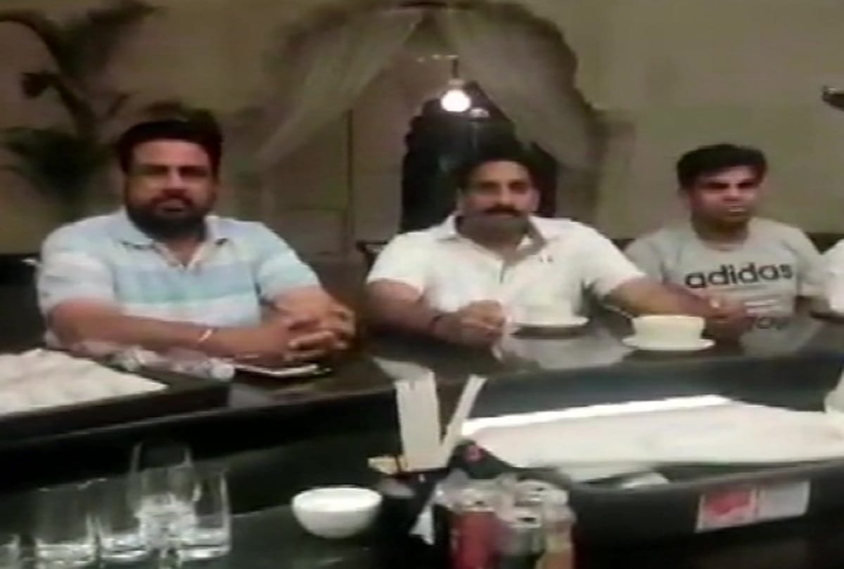 Ashok Gehlot supporter congress MLA watching Sholay movie in Jaipur hotel, photos surfaced