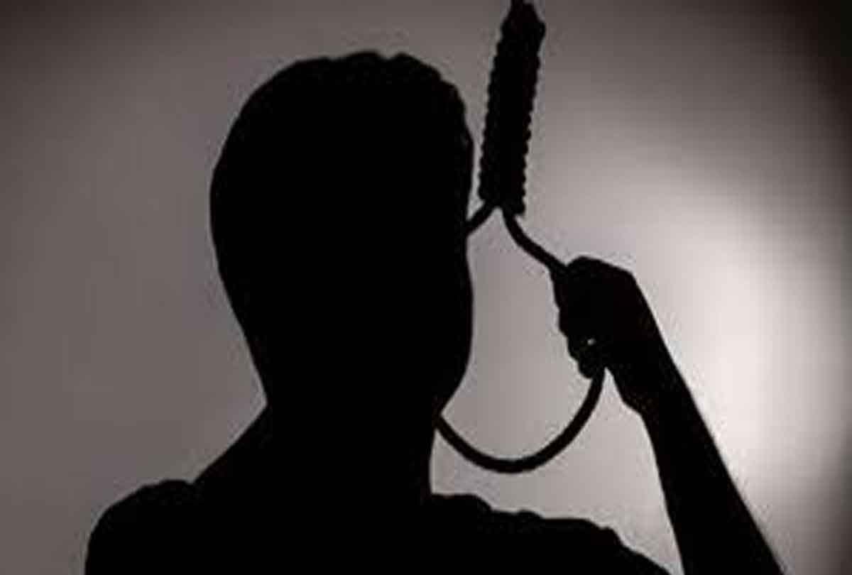 Migrant worker commited suicide in chitrakoot up