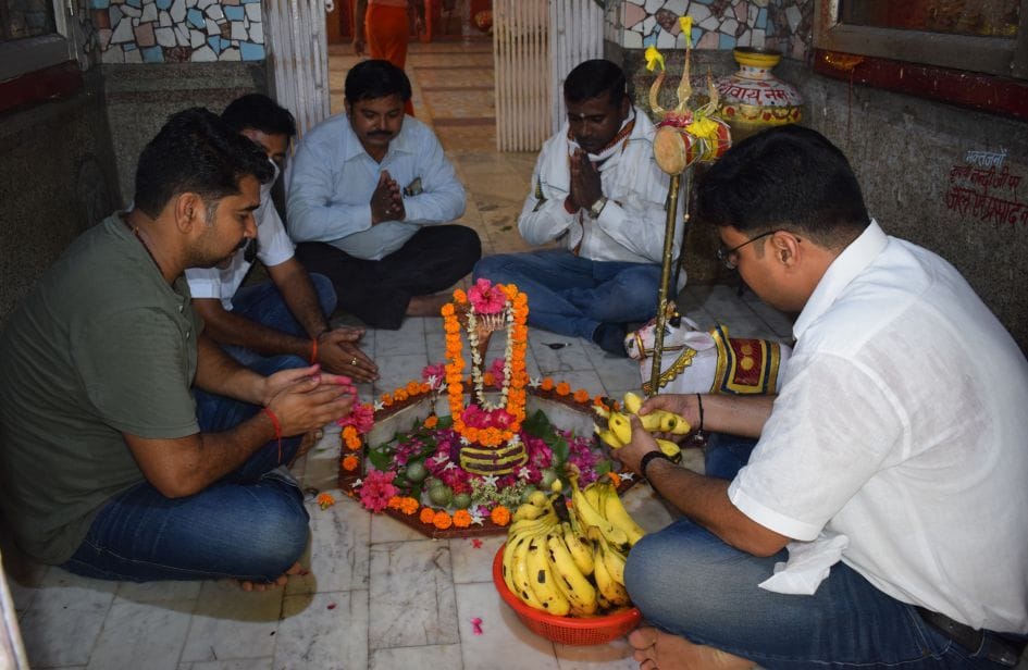 shiv, god, sawan, somvar, puja, mainpuri
