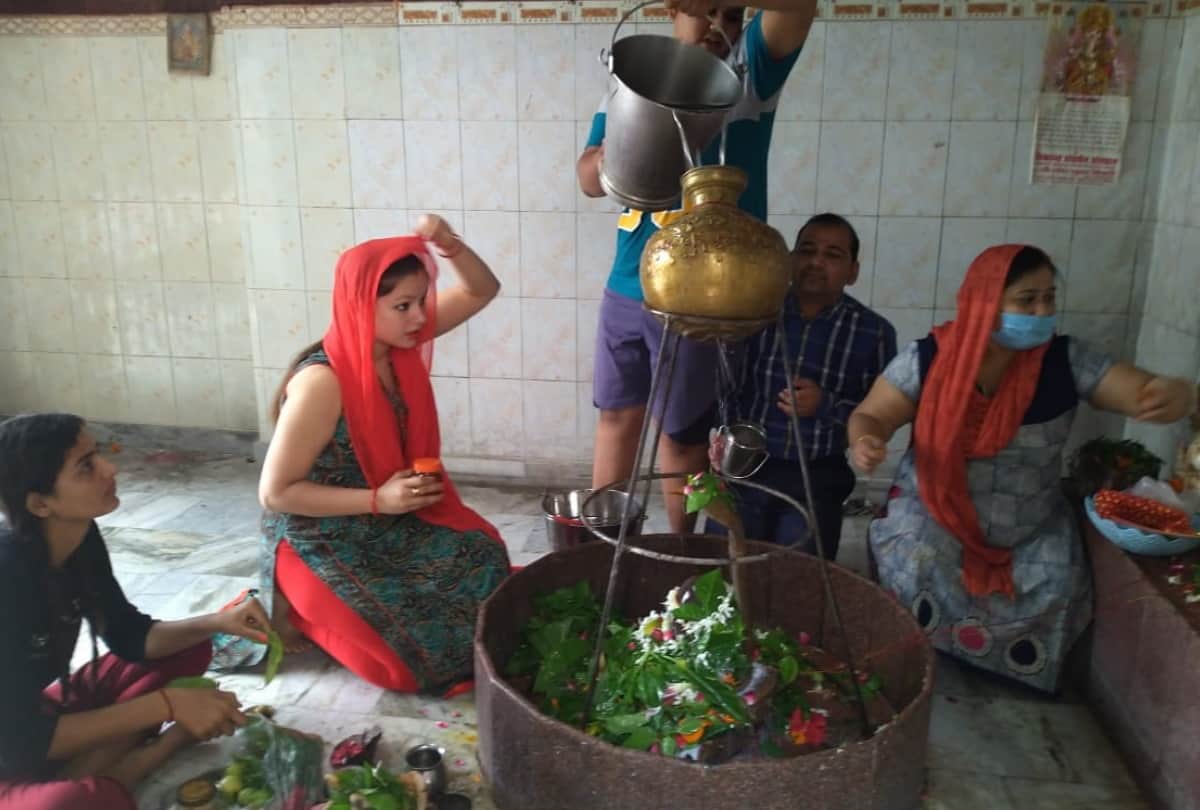 Somvati Amavasya Celebration In Gorakhpur See latest photos
