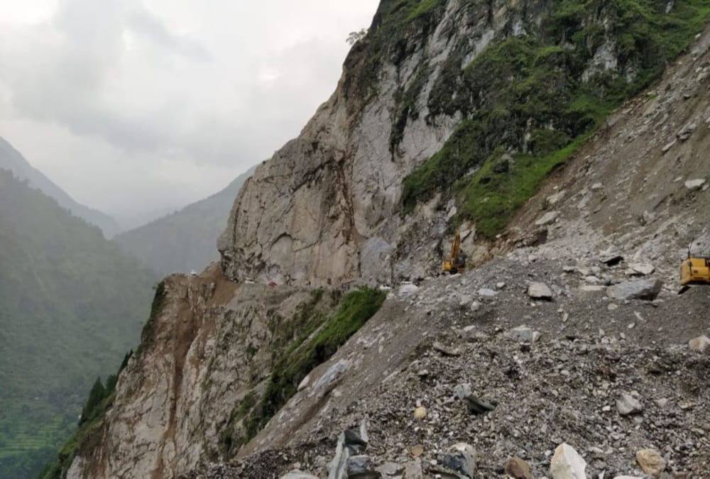 Weather Today Forecast Report Uttarakhand: Badrinath And Yamunotri High Closed