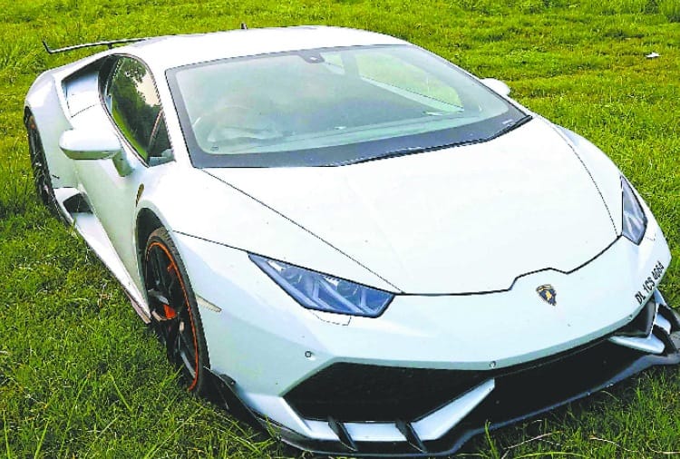 Lamborghini impounded by Chandigarh Police for speeding