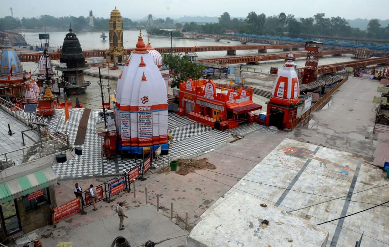 Devotees could not dip their feet