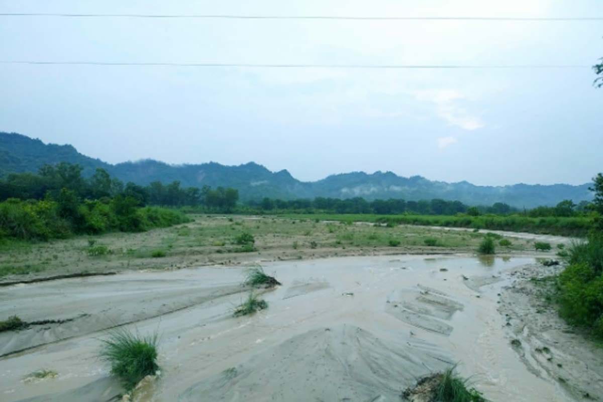 rain in many District of western UP, here is weather update and pictures