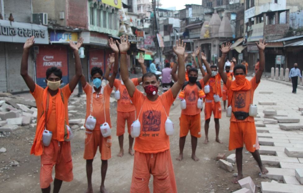 Baba Vishwanath's shrine reverberated with faith, har har, bomb in the rainy season