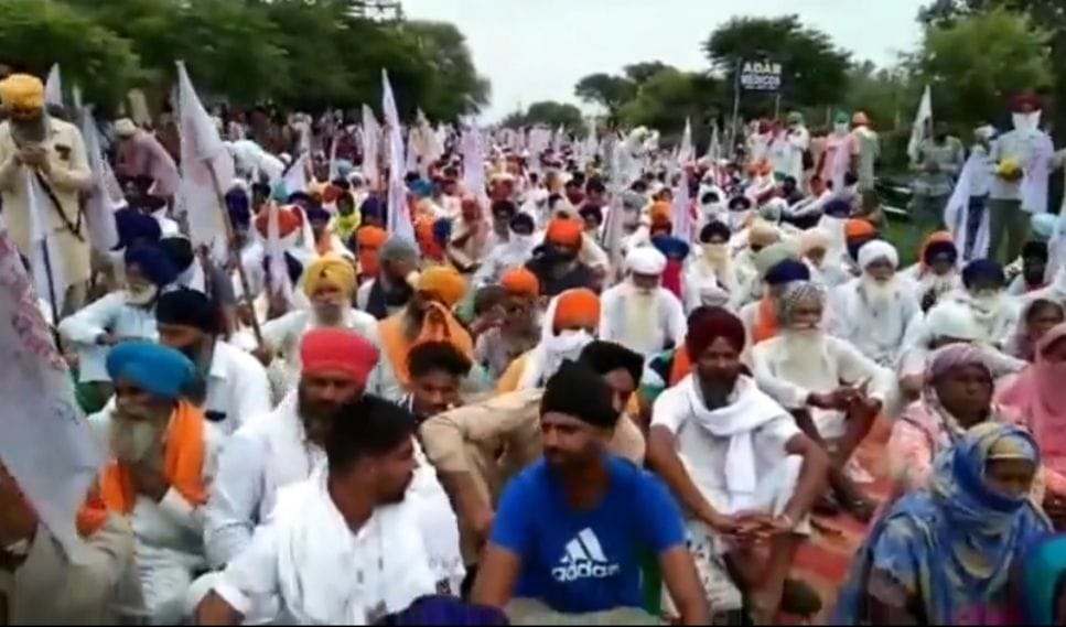 protest, mp gurjeet aujla, amritsar