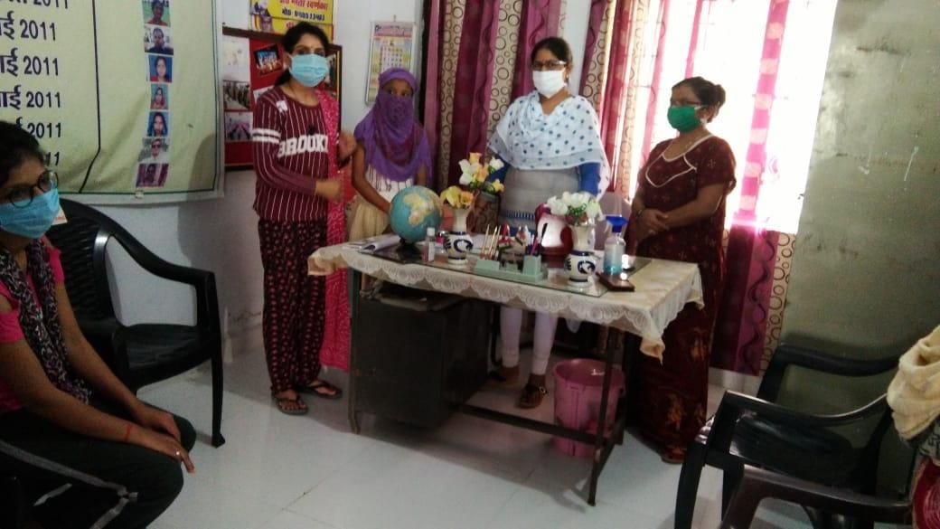 Four girls who have left their studies will return to school