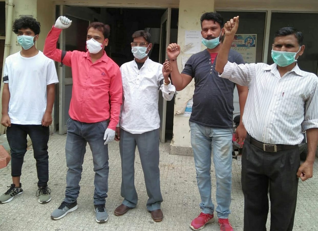 Upanal employees demonstrated with demands