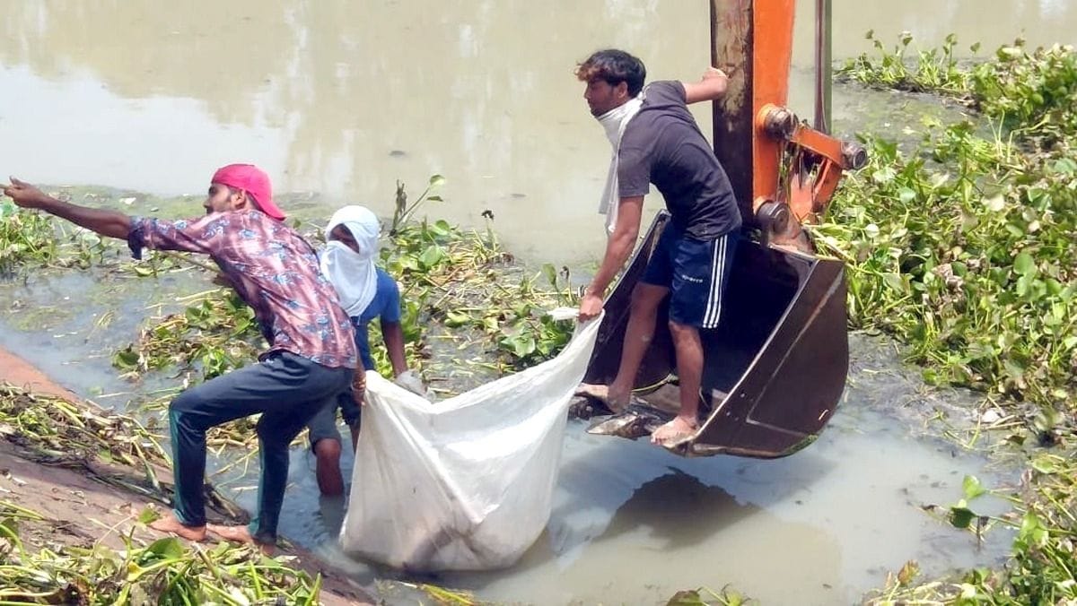 Dead body of another girl found after searching in canal for three days