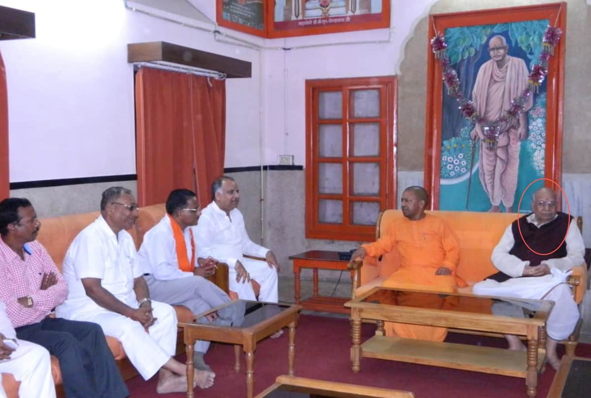 story of MP governor Lalji Tandon connection with gorakhnath temple