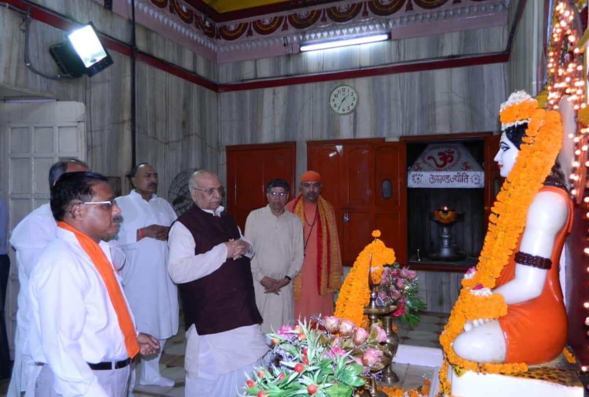 story of MP governor Lalji Tandon connection with gorakhnath temple