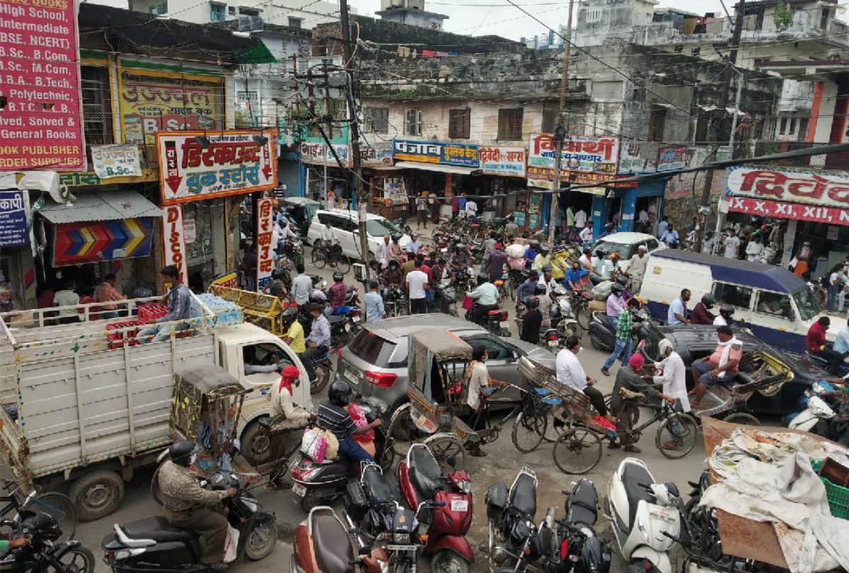 People Breaking social distancing can be dangerous during coronavirus in gorakhpur