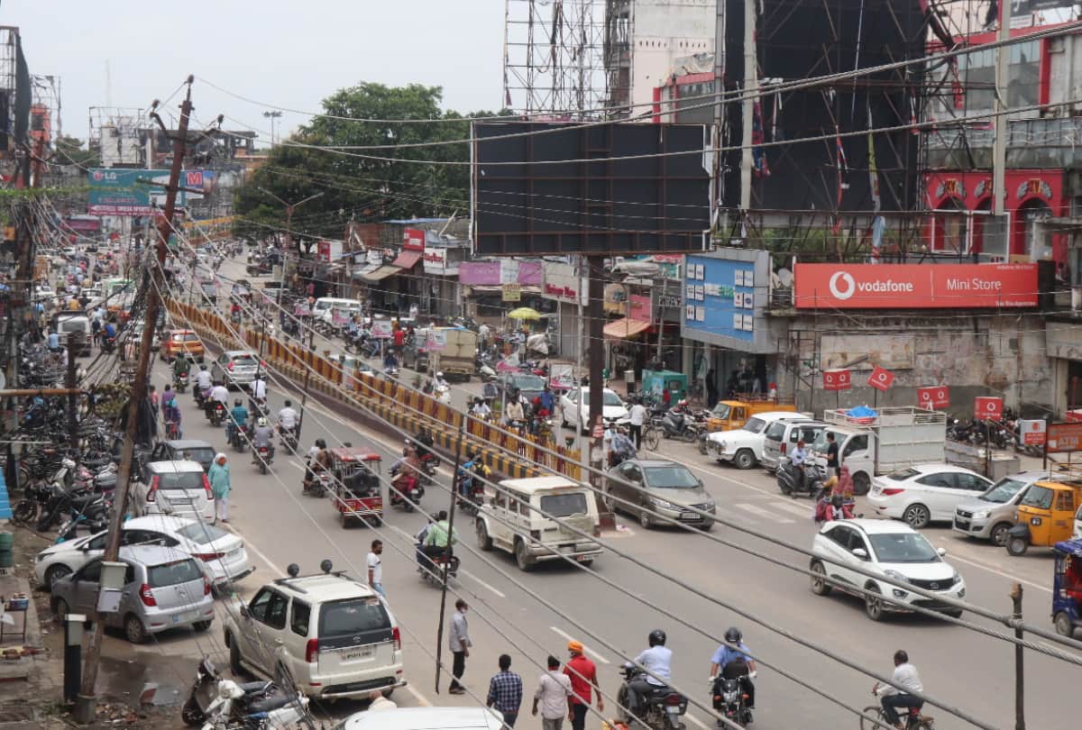 People Breaking social distancing can be dangerous during coronavirus in gorakhpur