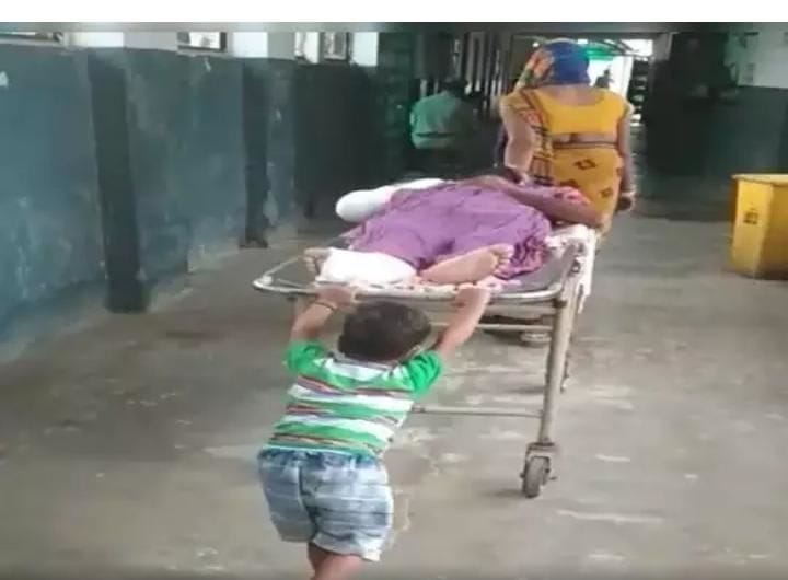 a child pulled strecher