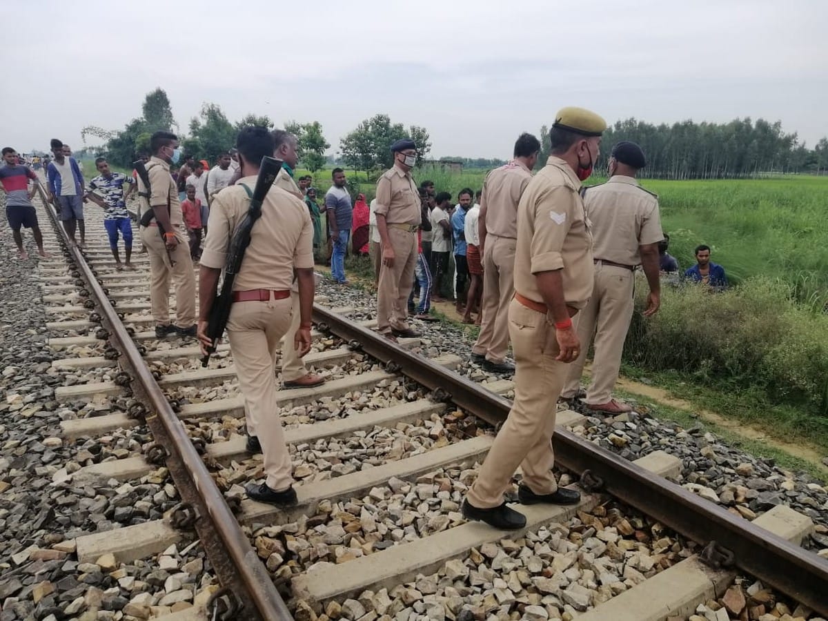 Prayagraj: Parents forgive, write and jump in front of train: Competitive student