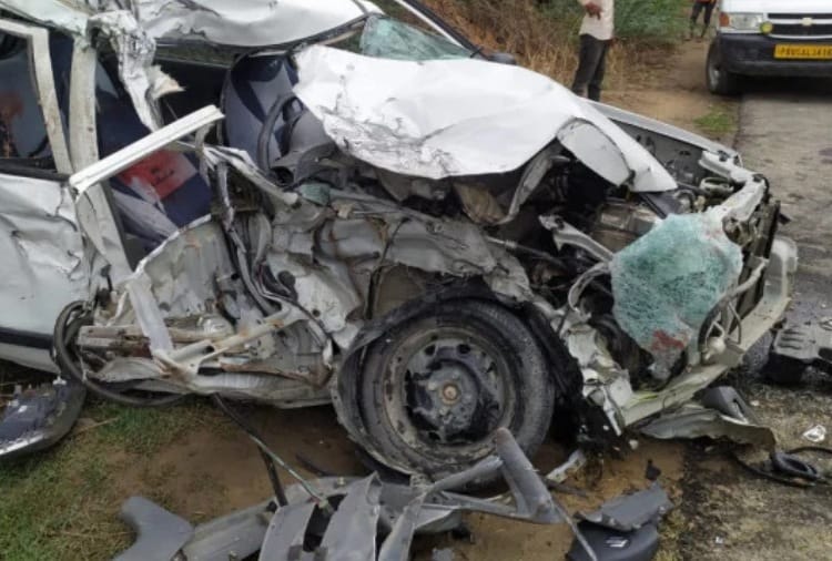 Father and son died in road accident in abohar of Punjab
