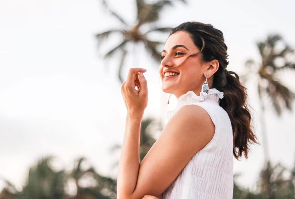 curly hair style like bollywood divas kangana ranaut sanya malhotra to taapsee pannu