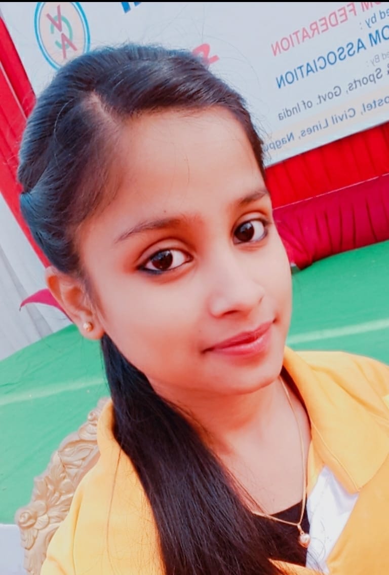 Hands of Kashi's command daughters, Mantasha Iqbal reached the final